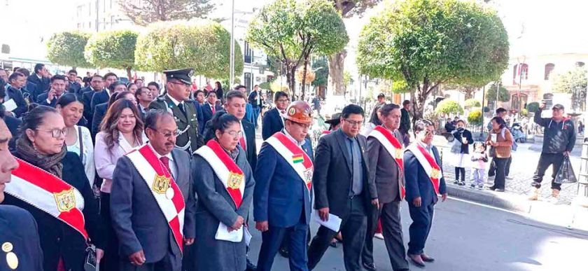 En aniversario, las autoridades piden más desarrollo humano