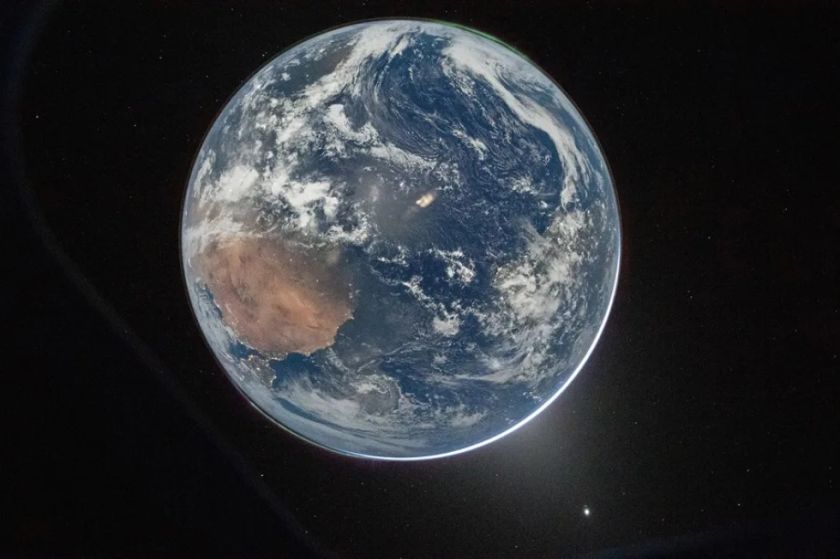 Publican las primeras fotos de la Tierra logradas por la misión Artemis II rumbo a la Luna