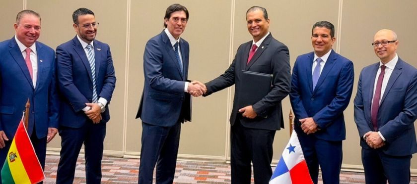 Bolivia y Panamá firman nuevo acuerdo bilateral aéreo