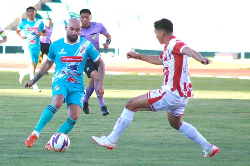 Jugadores destacan el orden táctico mostrado en Sucre