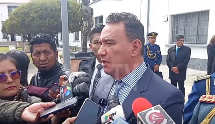 Ministro de Defensa afirma que el convenio militar de Bolivia con Irán fue concluido