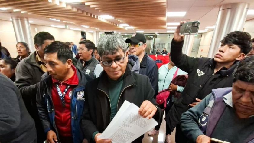 Estos son los puntos acordados entre el Gobierno y el transporte orureño