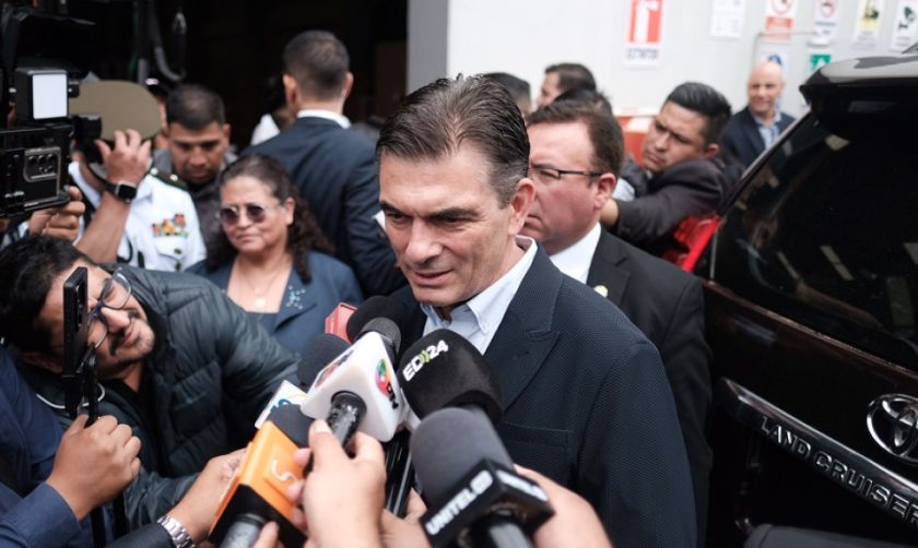 Paz afirma ahora que en “pocos días” presentará un paquete de leyes a la Asamblea