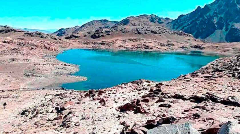 Aapos asegura que el  agua que distribuye no está contaminada