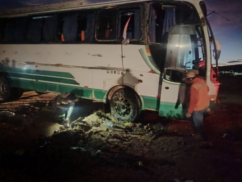 Reportan que hay 10 heridos en accidentes de bus de pasajeros a Uyuni