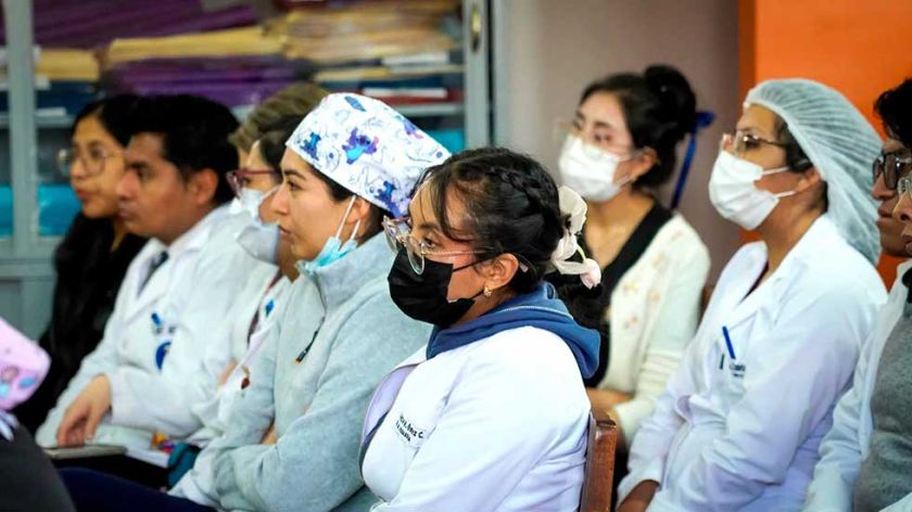 Bracamonte inicia talleres con médicos residentes