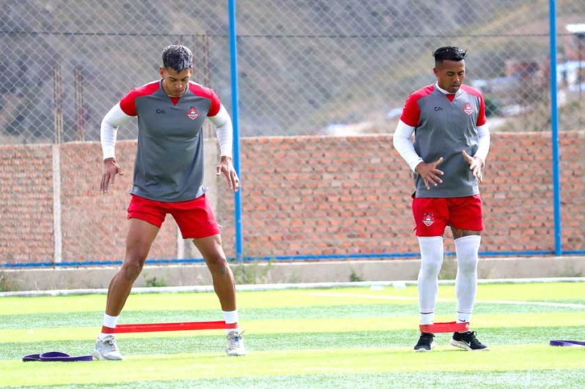 Equipos potosinos intensifican sus prácticas para jugar la Copa Simón Bolívar