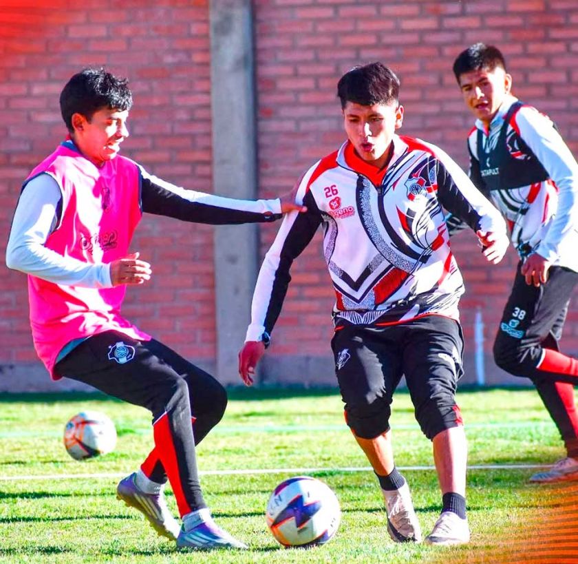 Nacional Potosí hace énfasis en los conceptos tácticos