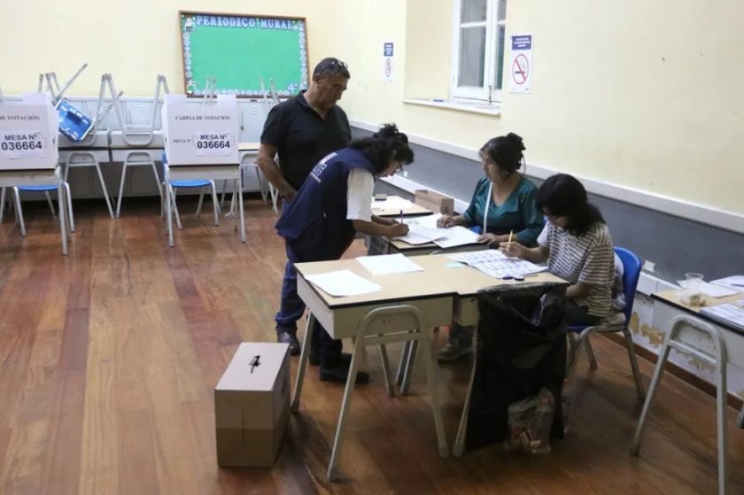 El jefe del jurado electoral de Perú admite irregularidades en las elecciones