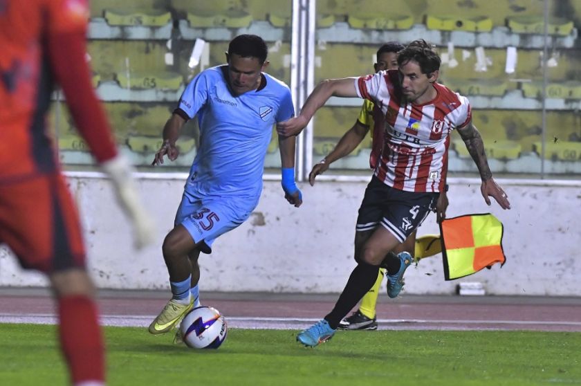 Bolívar se ahoga en una crisis futbolística