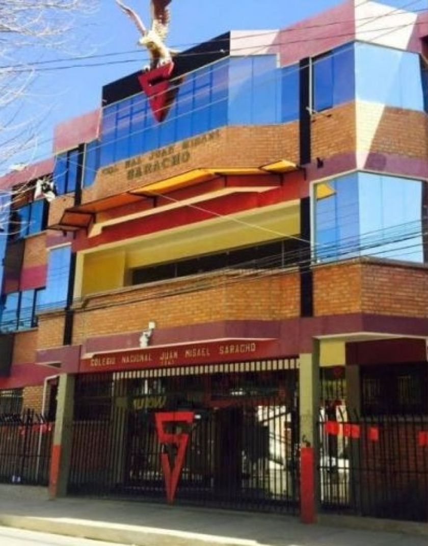 Oruro: Estudiante ataca a su profesor tras reunión por sus notas