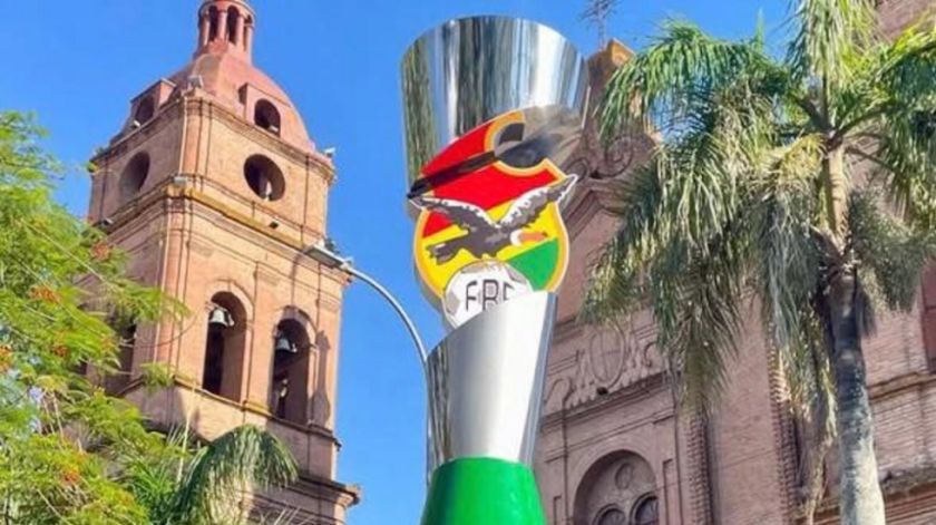 El equipo que descienda directamente de la Liga jugará la Simón Bolívar 2027
