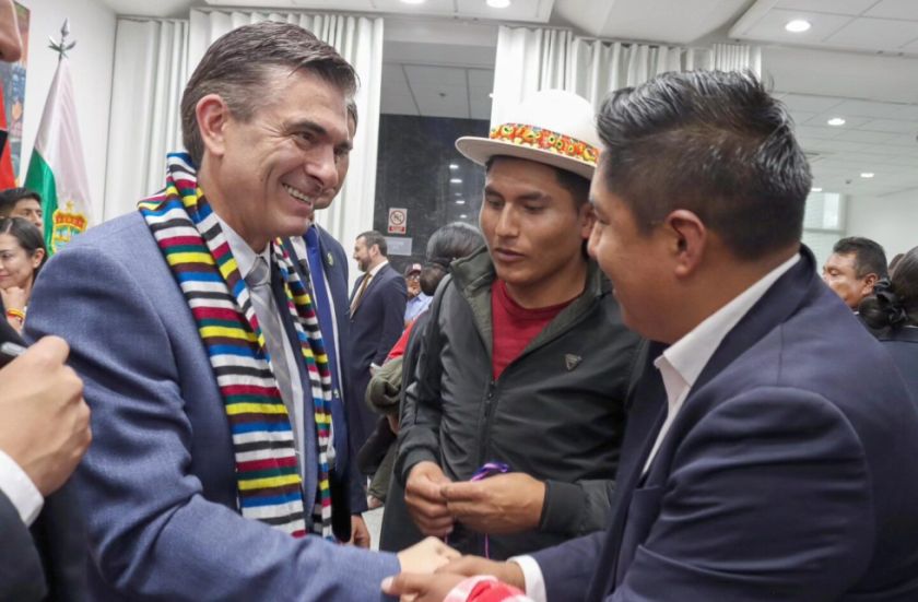El presidente Paz y los gobernadores electos tienen un primer acercamiento