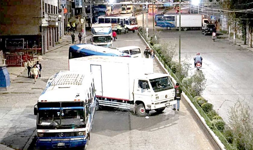 Varios sectores anuncian una semana de conflictos