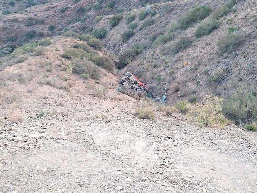 Cuatro fallecidos y varios heridos en trágico accidente en la vía Tarija–Villazón