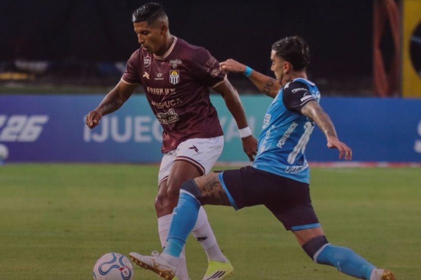 Blooming vuelve a perder y se complica en la Copa Sudamericana