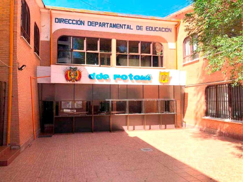 Área jurídica analiza denuncias contra dos colegios privados