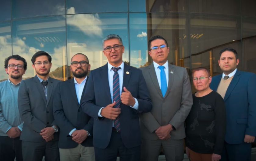Gobierno dice que recaudó 1.000 millones de dólares en bonos del mercado de capitales