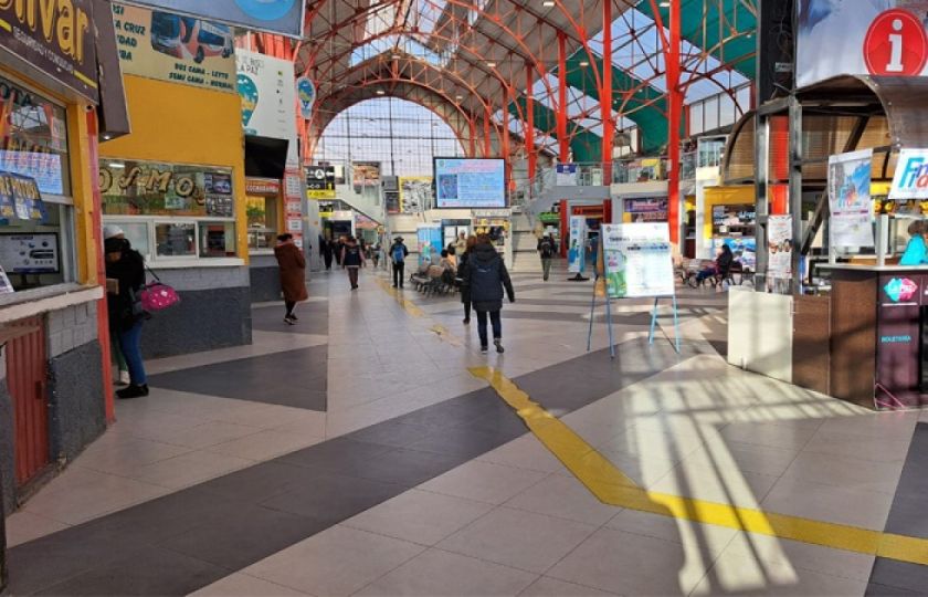 Terminal de La Paz mantiene suspensión total de salidas por bloqueos