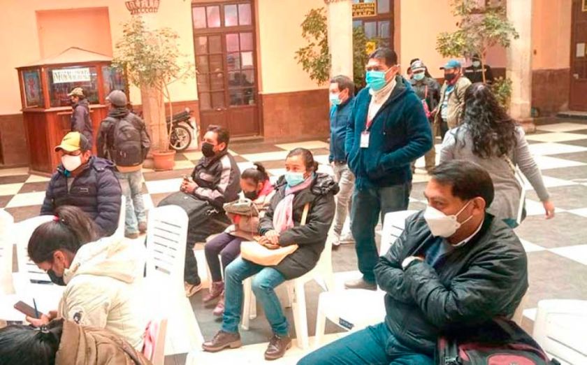 Padres demandan acelerar la entrega del desayuno escolar