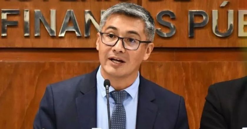 Espinoza niega impuesto del 5% y denuncia desinformación