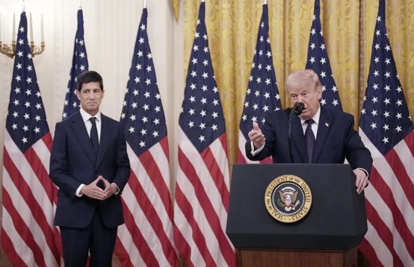 Kevin Warsh asume ante Trump como presidente de una Reserva Federal 