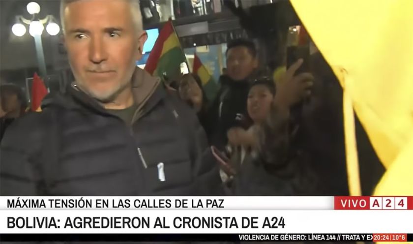 Equipo de prensa argentino fue agredido por manifestantes en La Paz