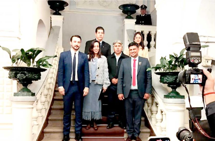 Gobernadores se unen para profundizar la autonomía