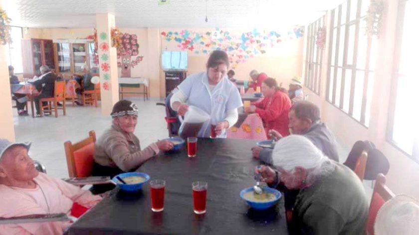 Alcaldía garantizará almuerzos gratuitos para adultos mayores en situación vulnerable