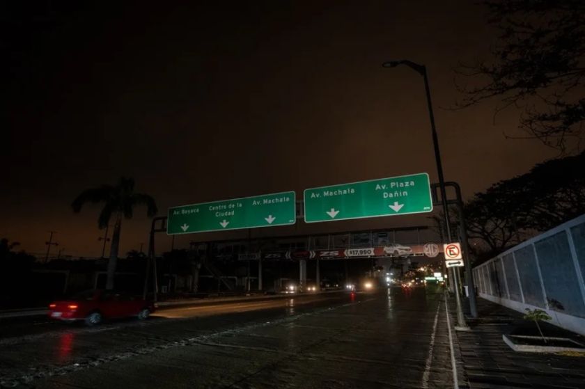 Ecuador anuncia cortes de luz de hasta cuatro horas para prevenir las afectaciones por El Niño