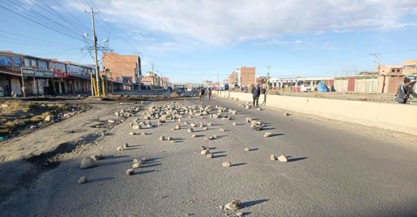 Se eleva a 85 la cantidad de puntos de bloqueo en Bolivia