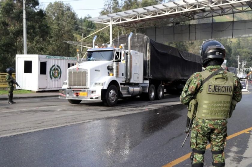 Ecuador oficializa la eliminación de sus aranceles a los productos de Colombia