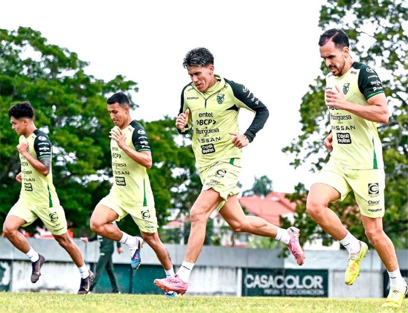 Selección viaja este martes