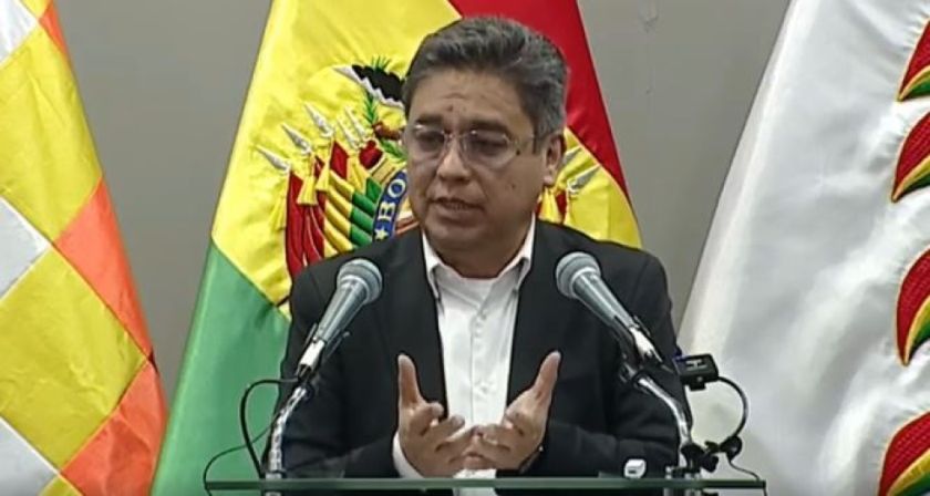 Vocero dice que 42 vidas están en riesgo por falta de oxígeno en hospitales de La Paz y El Alto