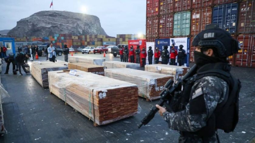 Fiscalía de Bolivia anuncia investigación por cargamento de droga hallado en Chile