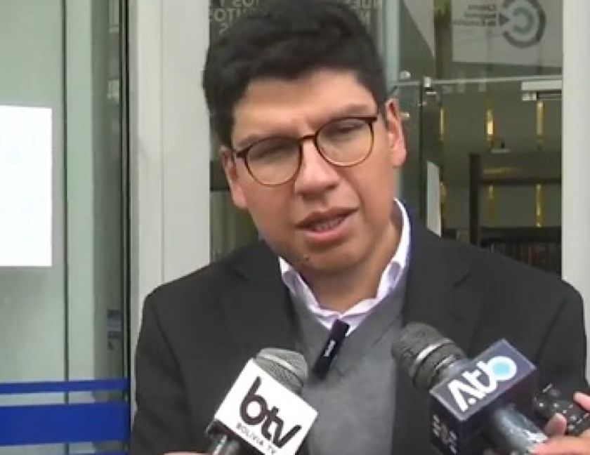Diálogo entre Gobierno y transportistas ingresa en cuarto intermedio hasta el jueves