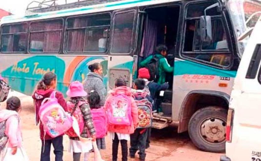 Buses escolares suspenden  servicio en las áreas rurales