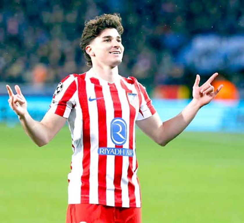 Atlético rechaza oferta del Madrid por Álvarez