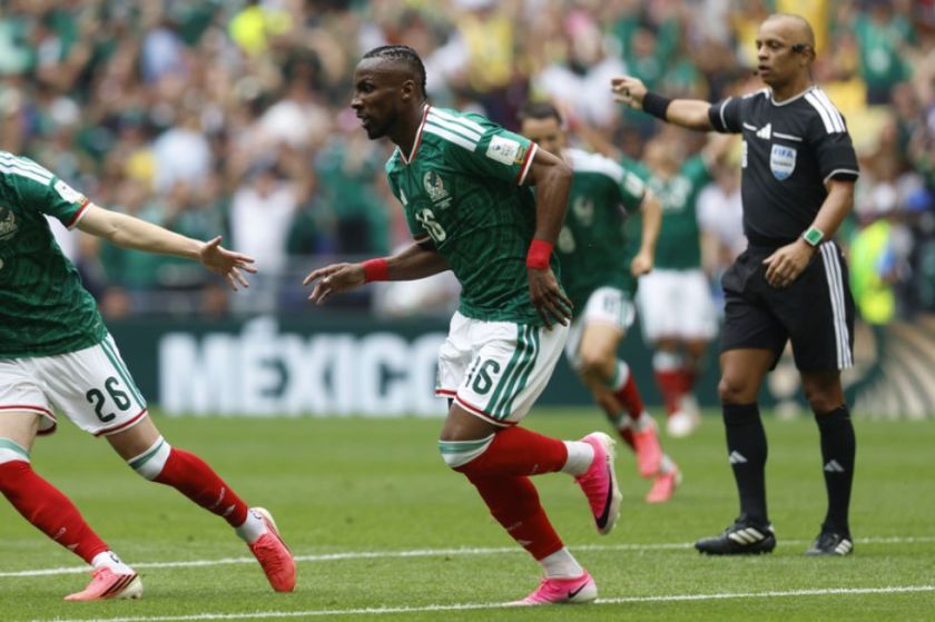 Mundial 2026: El sudafricano Yaya Sithole, primer jugador expulsado