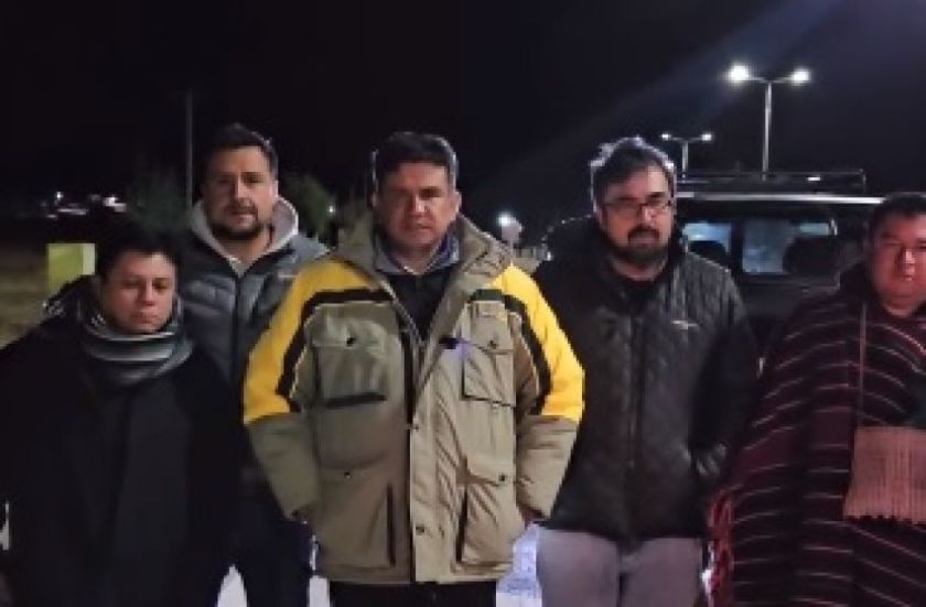 Chuquisaca: Gobernador  moviliza personal y maquinaria para el desbloqueo