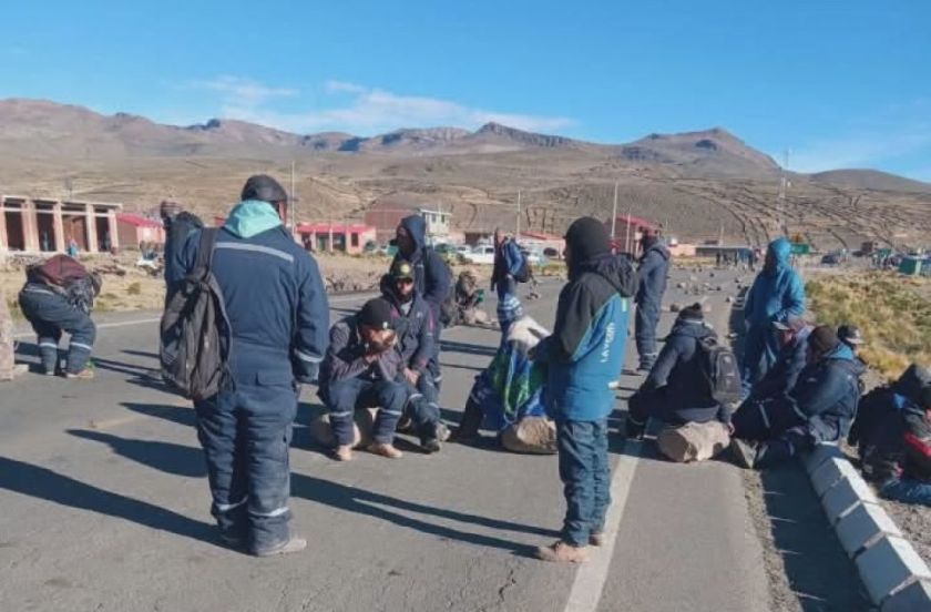 Los puntos de bloqueo bajan a 78 en el día 45 de los conflictos en Bolivia