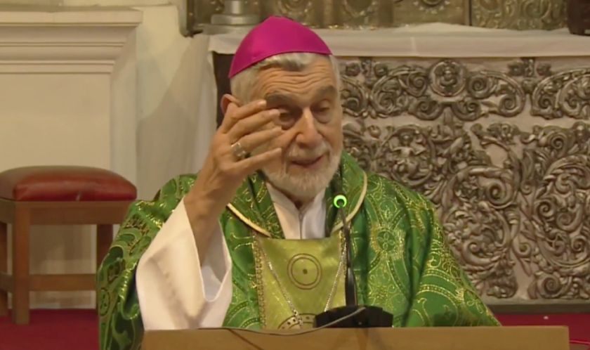 Monseñor Gualberti afirma que proclamar la paz en un país dividido es misión de todos