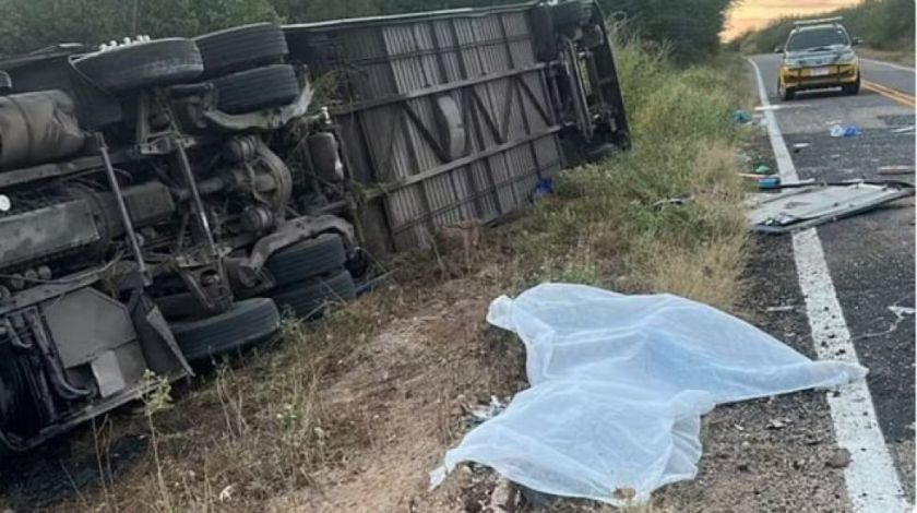 Siete jóvenes fallecen en un accidente de bus de un equipo de baloncesto en Brasil