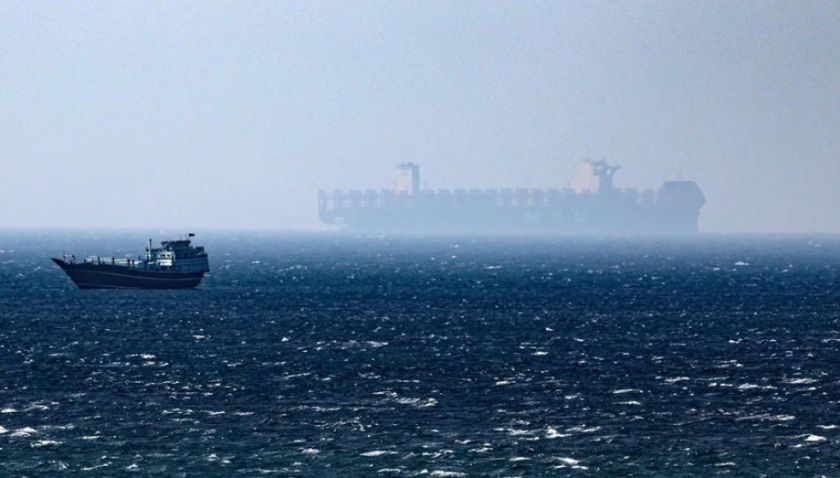 Trump asegura que barcos cargados de petróleo están empezando a salir de Ormuz