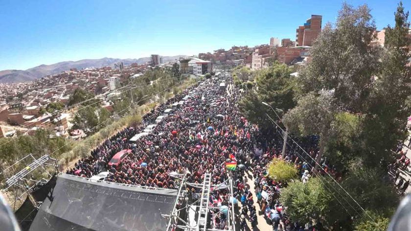Potosí da 48 horas para levantar los bloqueos o asumirá acciones