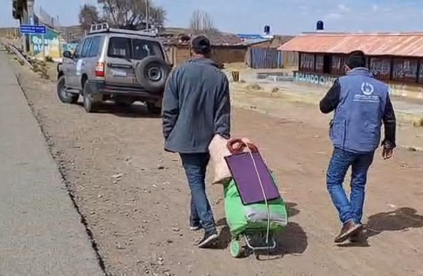Defensoría del Pueblo facilita reencuentro de adolescente migrante en Oruro
