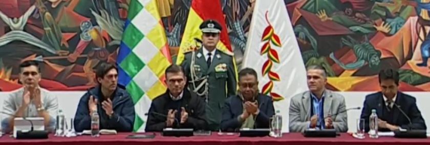 El Gobierno y la COB firman acuerdo para la pacificación del país