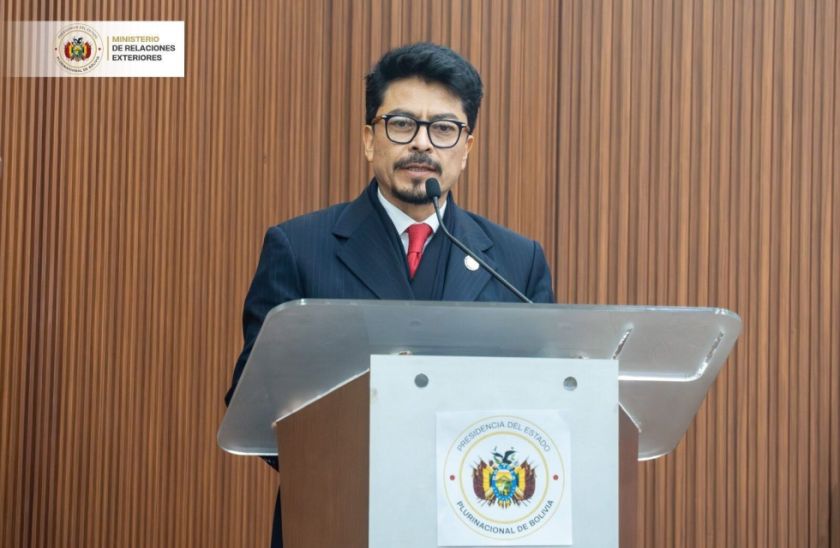 Bolivia expresa su solidaridad con Argentina ante incendios forestales en Cafayate