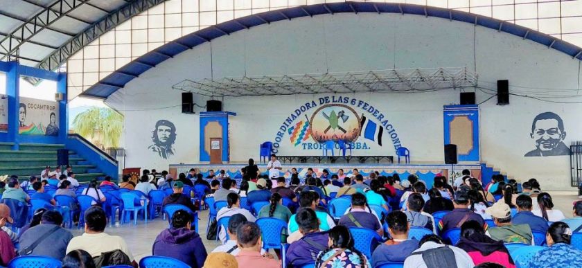 Cocaleros declaran cuarto intermedio en bloqueos en el Trópico de Cochabamba