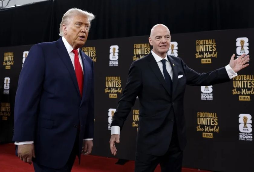 Trump dice que el propio Infantino le pidió que entregara el trofeo al ganador del Mundial